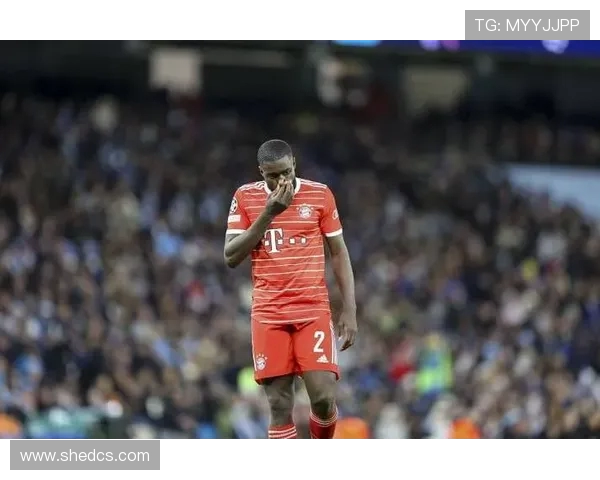 于帕梅卡诺探访拜仁U13青训营强调足球的分享尊重与激情精神 于帕梅卡诺探访拜仁U13青训营强调足球的分享尊重与激情精神